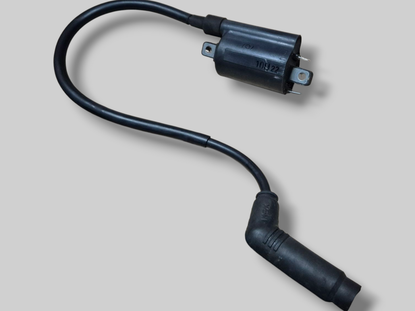 LINKERZIJDE HT-BOBINE AP0265480 Aprilia RSV Mille 98-03 / Tuono 02-05 