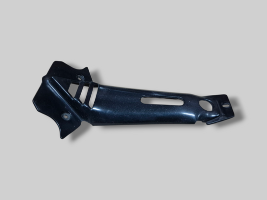 VOORKOELER RADIATOR SPOILER KUIP ZWART AP8148834 Aprilia RSV Mille 98-03