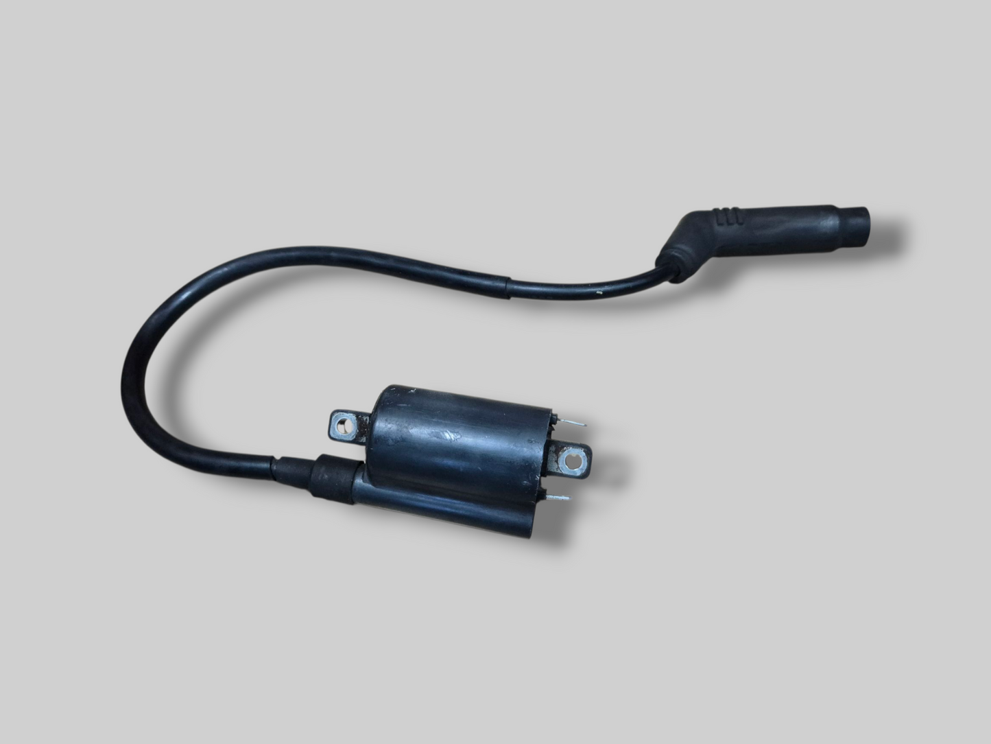 LINKERZIJDE HT-BOBINE AP0265480 Aprilia RSV Mille 98-03 / Tuono 02-05 