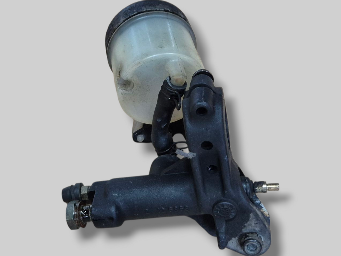 VOORREMPOMP HOOFDCILINDER AP8113969 Aprilia RSV Mille 98-03 / Tuono 02-05 