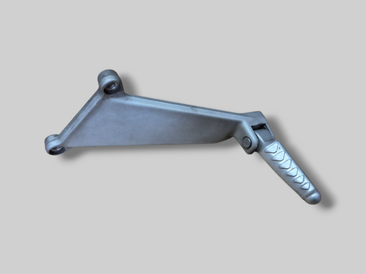 PASSAGIER LINKS VOETSTEUN AP8146385 Aprilia RSV Mille 98-03 / Tuono 02-05