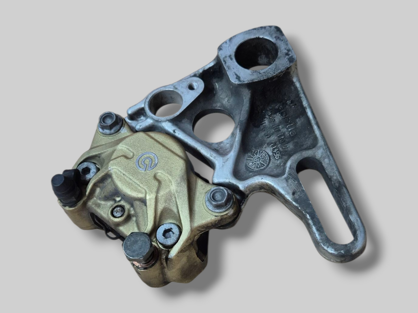 ACHTERREMKLAUW GOUD BREMBO AP8113897 Aprilia RSV Mille 98-03 / Tuono 02-05 