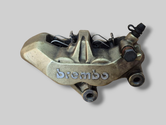 REMKLAUW VOOR RECHTS BREMBO P4 GOUD AP8113970 Aprilia RSV Mille 98-03 / Tuono 02-05