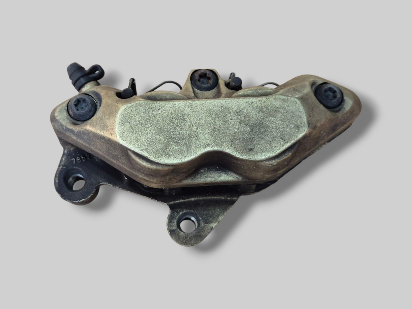 REMKLAUW VOOR RECHTS BREMBO P4 GOUD AP8113970 Aprilia RSV Mille 98-03 / Tuono 02-05