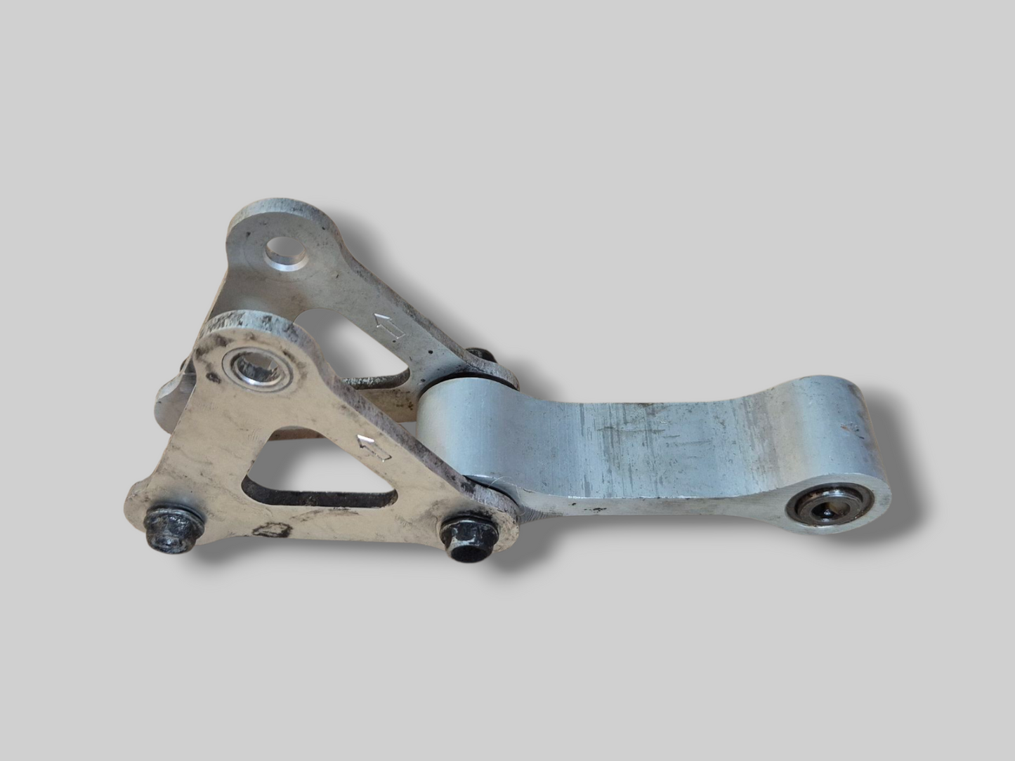 ACHTERSCHOKKOPPELING DOGBONE AP8135917 Aprilia RSV Mille 1998-2000 