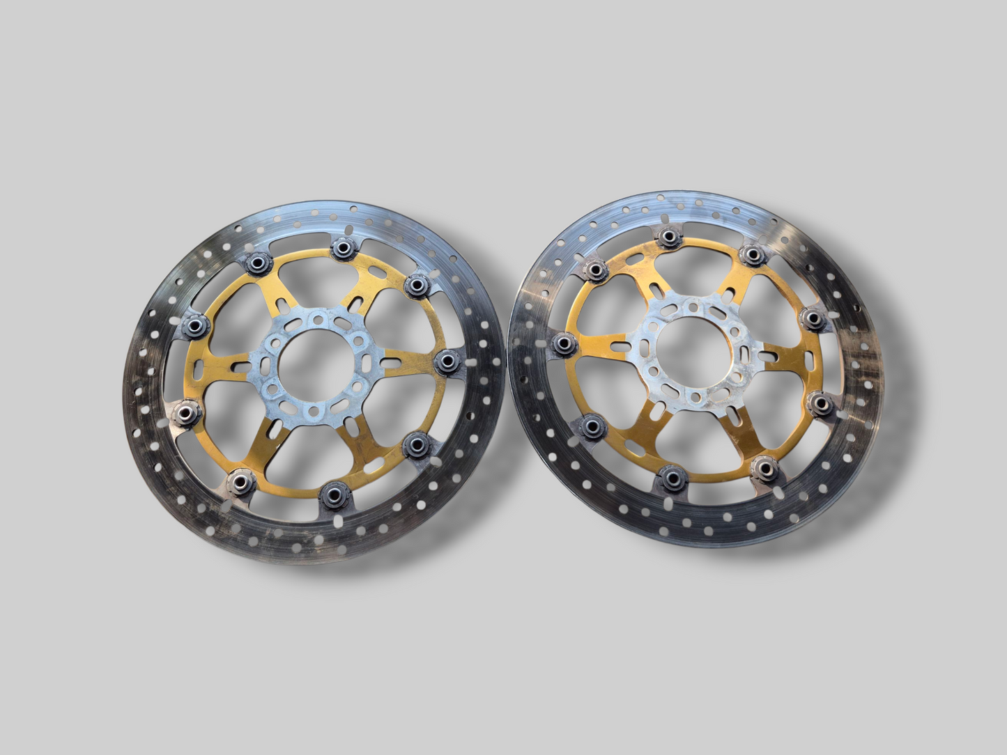 REMKLAUW VOOR RECHTS BREMBO P4 GOUD AP8113970 Aprilia RSV Mille 98-03 / Tuono 02-05