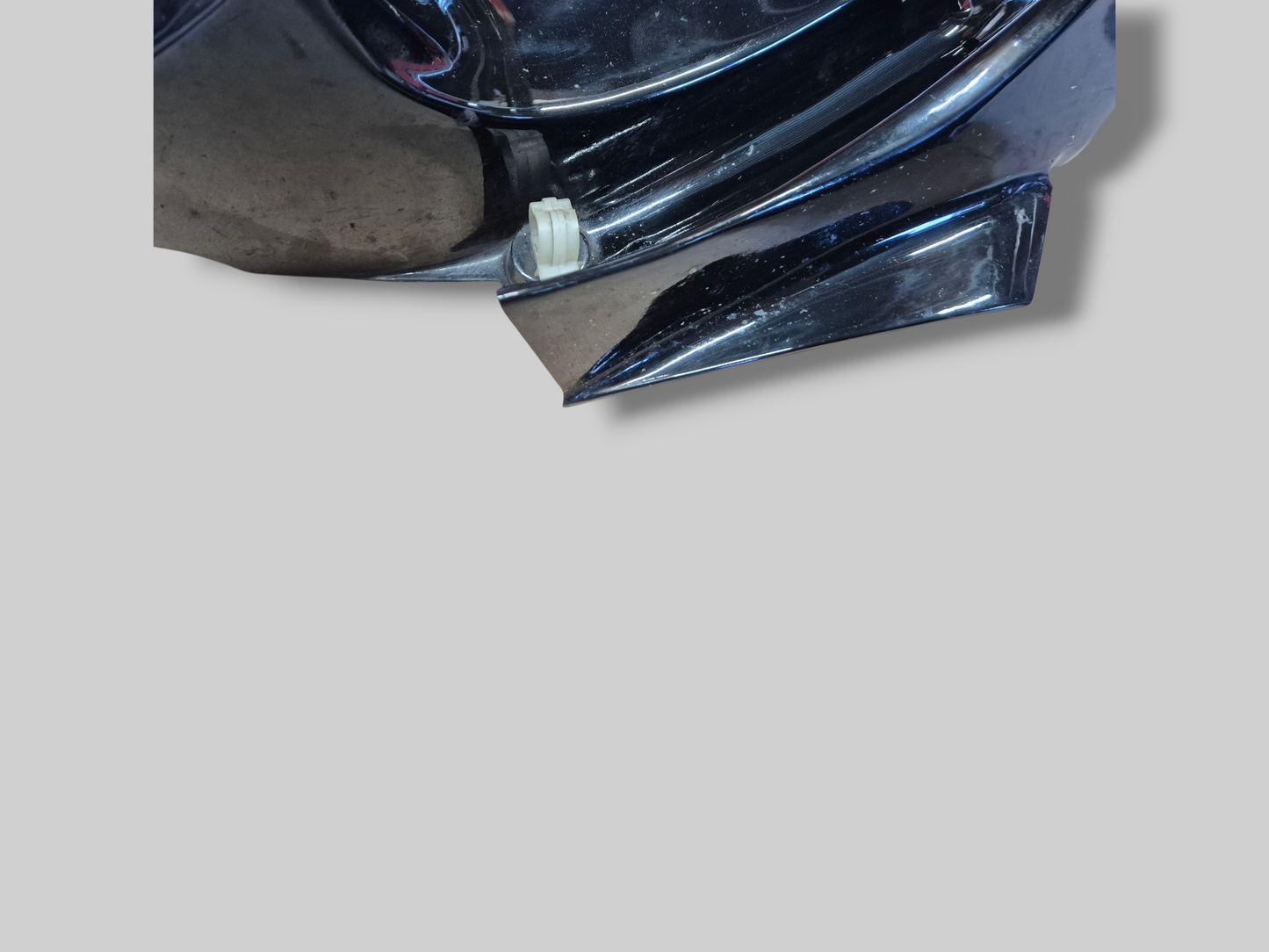 LINKSE INTERNE LUCHTKANAALKUIP, ZWART AP8149278 Aprilia RSV Mille 98-03 