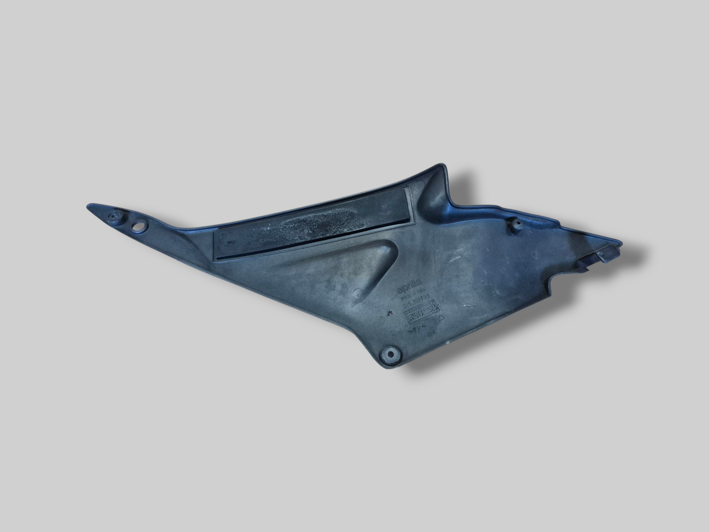 BRANDSTOFTANK ZIJPANEEL RECHTER AP8138587 Aprilia RSV Mille 98-00 