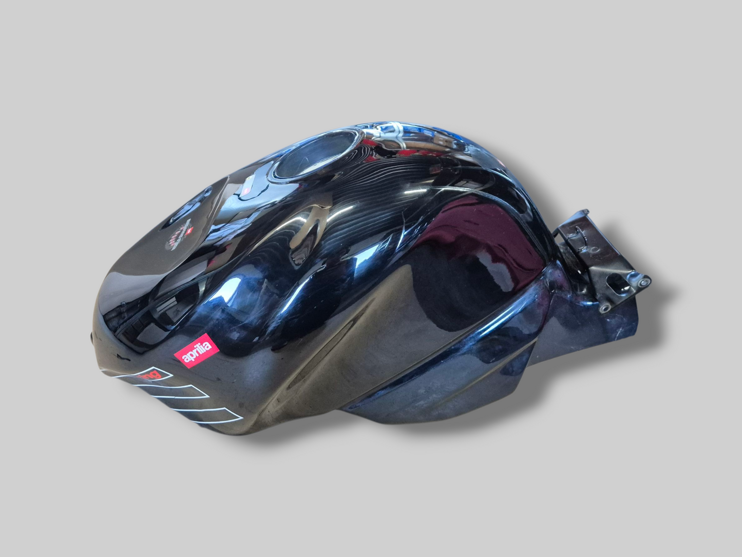 BRANDSTOFTANK WARM ROOD TUONO AP8168218 Aprilia RSV Mille 01-03 / Tuono 02-05 