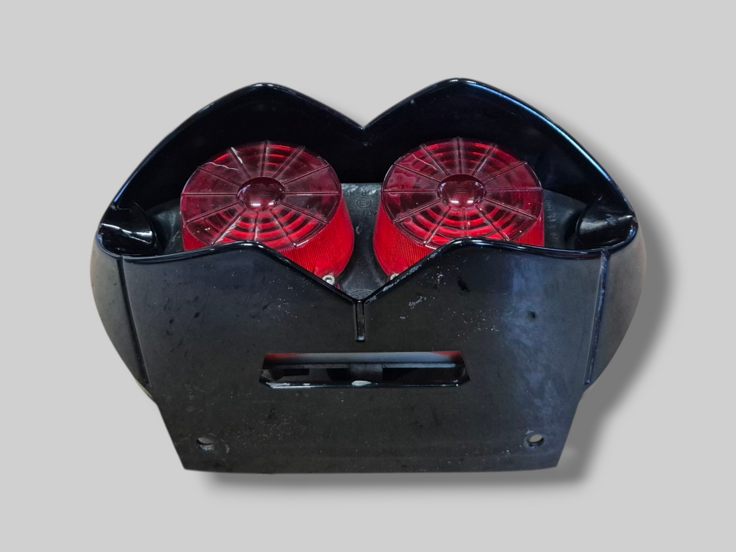 ACHTERLICHTKAP ZILVER AP8138592 Aprilia RSV Mille 1998-2000 