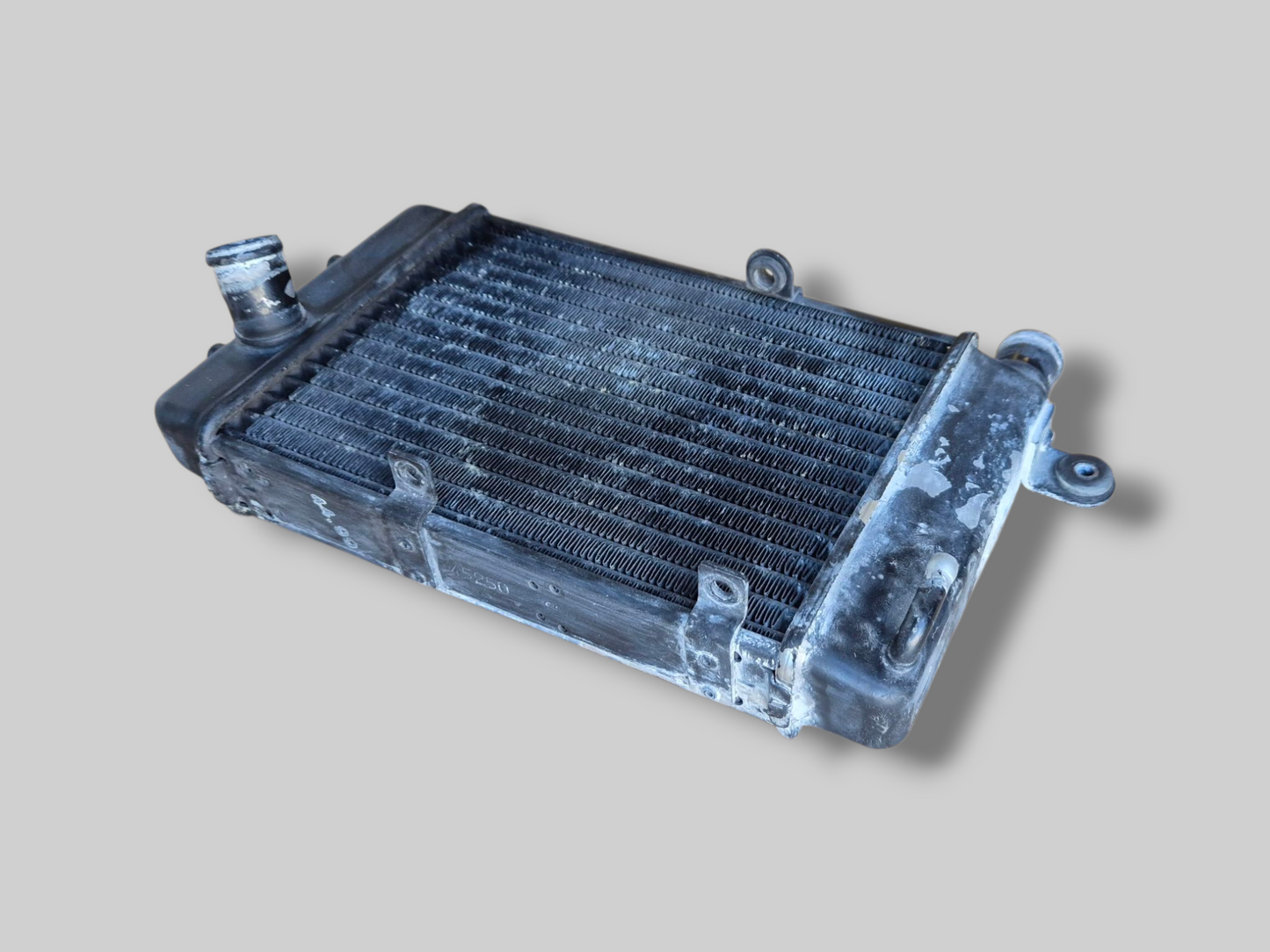 RECHTER RADIATOR ZWART AP8102952 Aprilia RSV Mille 98-03 / Tuono 02-05