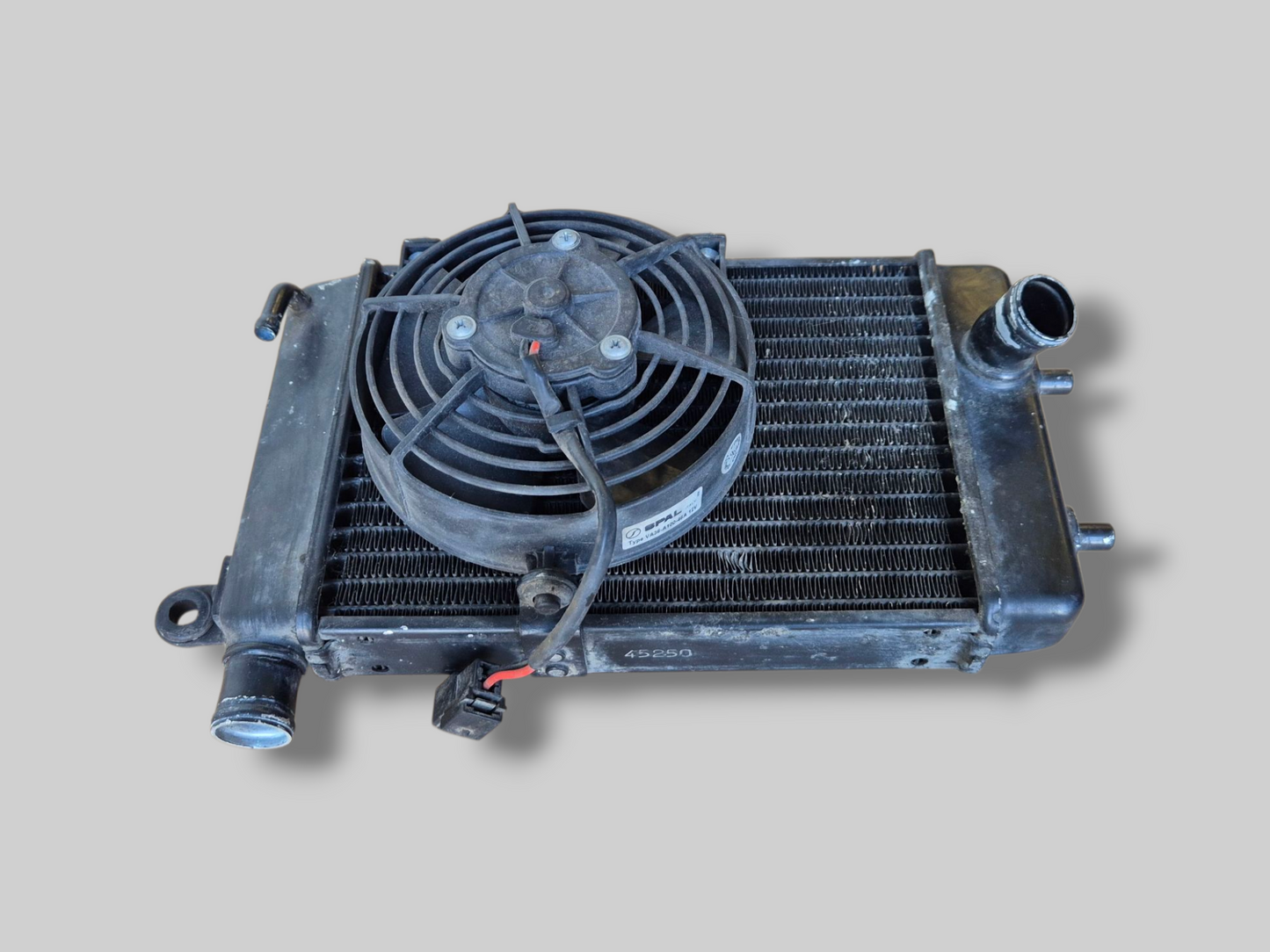 RECHTER RADIATOR ZWART AP8102952 Aprilia RSV Mille 98-03 / Tuono 02-05