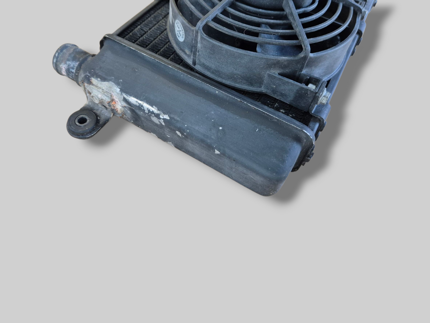 LINKER RADIATOR ZILVER AP8102951 Aprilia RSV Mille 98-03 / Tuono 02-05