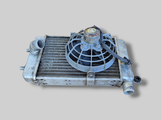 LINKER RADIATOR ZILVER AP8102951 Aprilia RSV Mille 98-03 / Tuono 02-05