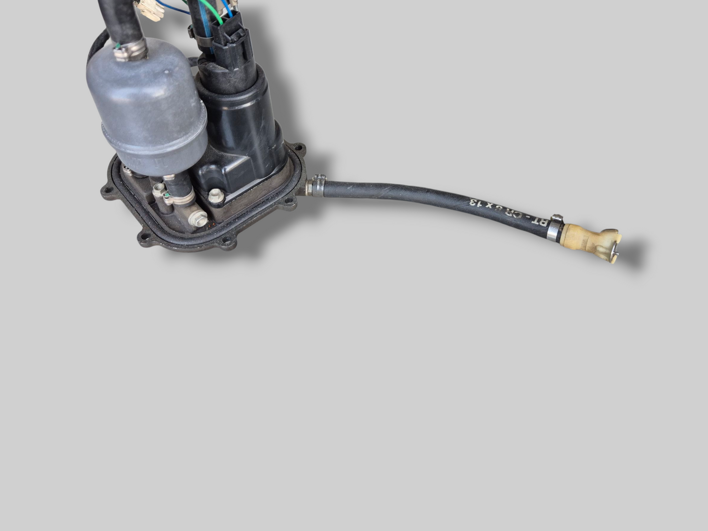 BRANDSTOFPOMP AP8134750 Aprilia RSV Mille 98-03 / Tuono 02-05 