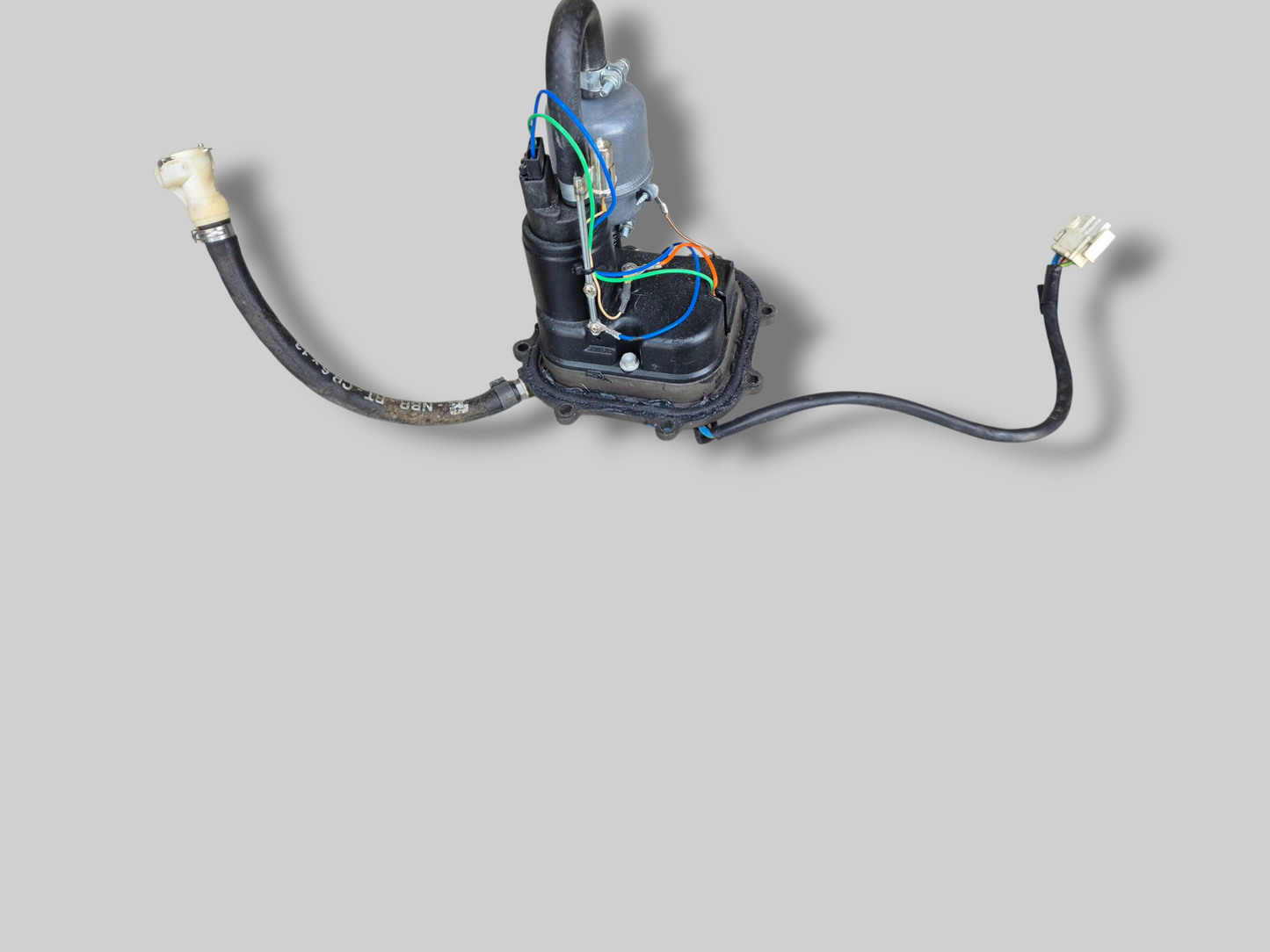 BRANDSTOFPOMP AP8134750 Aprilia RSV Mille 98-03 / Tuono 02-05 