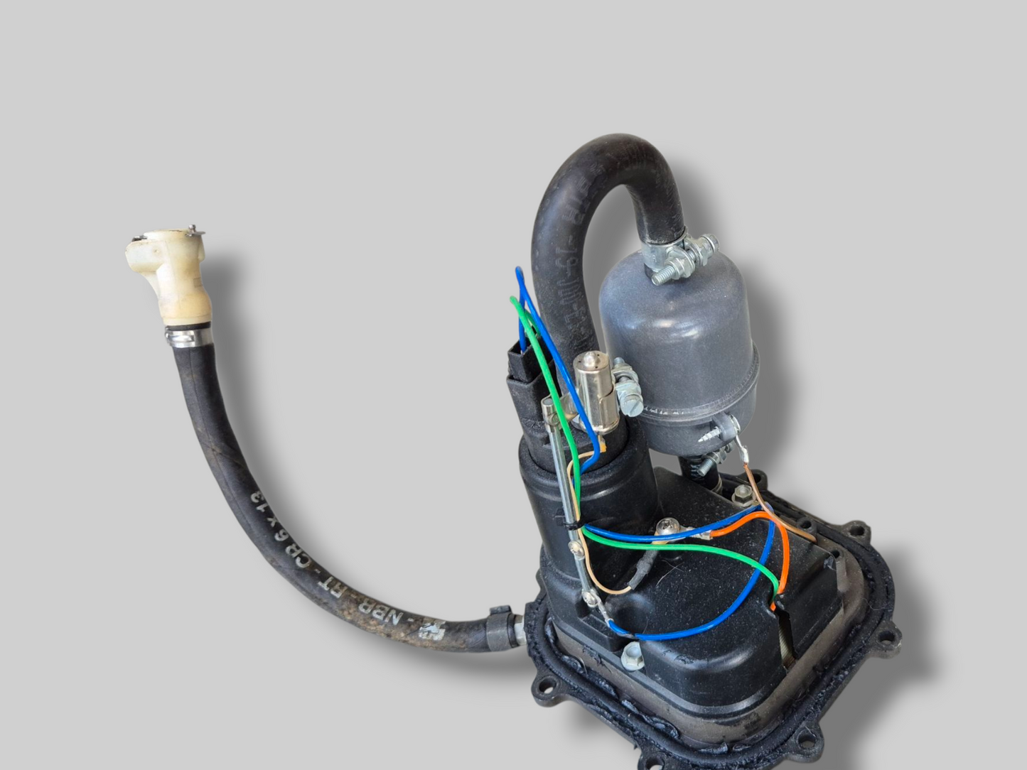 BRANDSTOFPOMP AP8134750 Aprilia RSV Mille 98-03 / Tuono 02-05 
