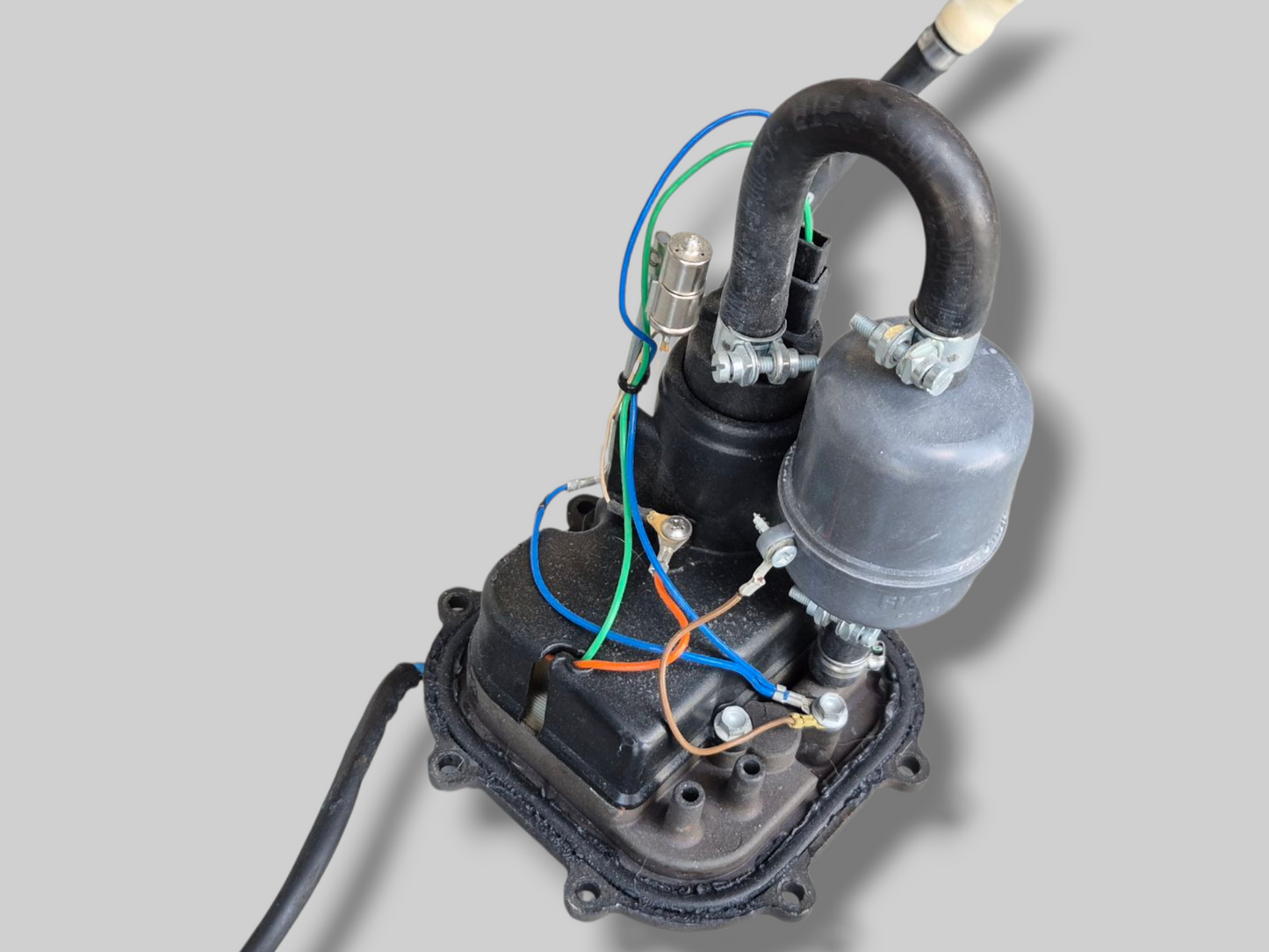 BRANDSTOFPOMP AP8134750 Aprilia RSV Mille 98-03 / Tuono 02-05 