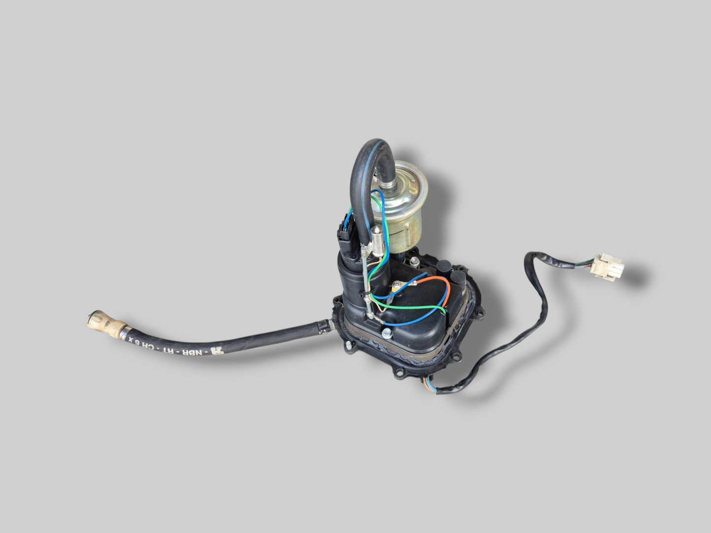 BRANDSTOFPOMP AP8134750 Aprilia RSV Mille 98-03 / Tuono 02-05 