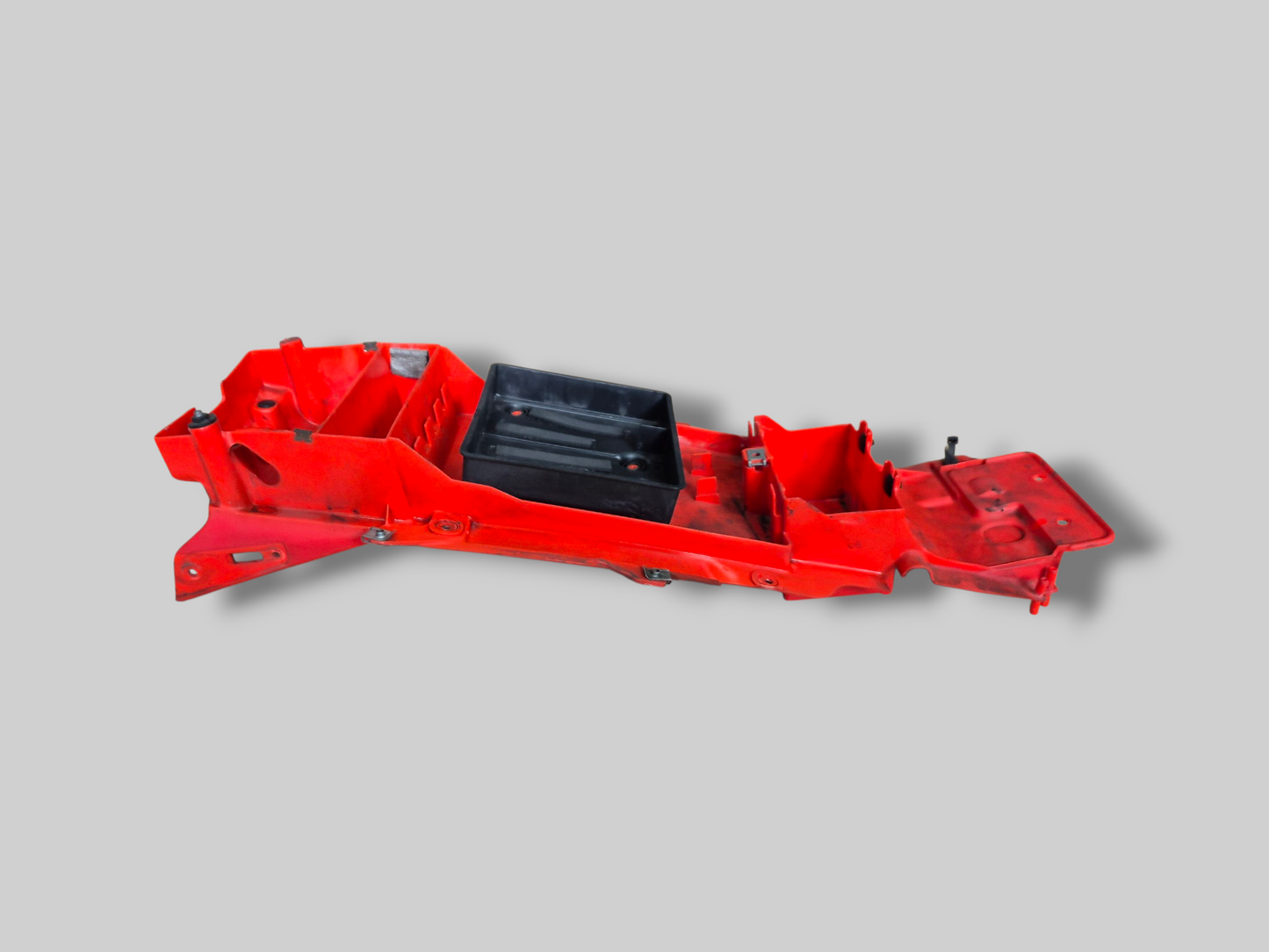 ONDER ZADEL / ACCUHOUDER AP8138591 Aprilia RSV Mille 98-03