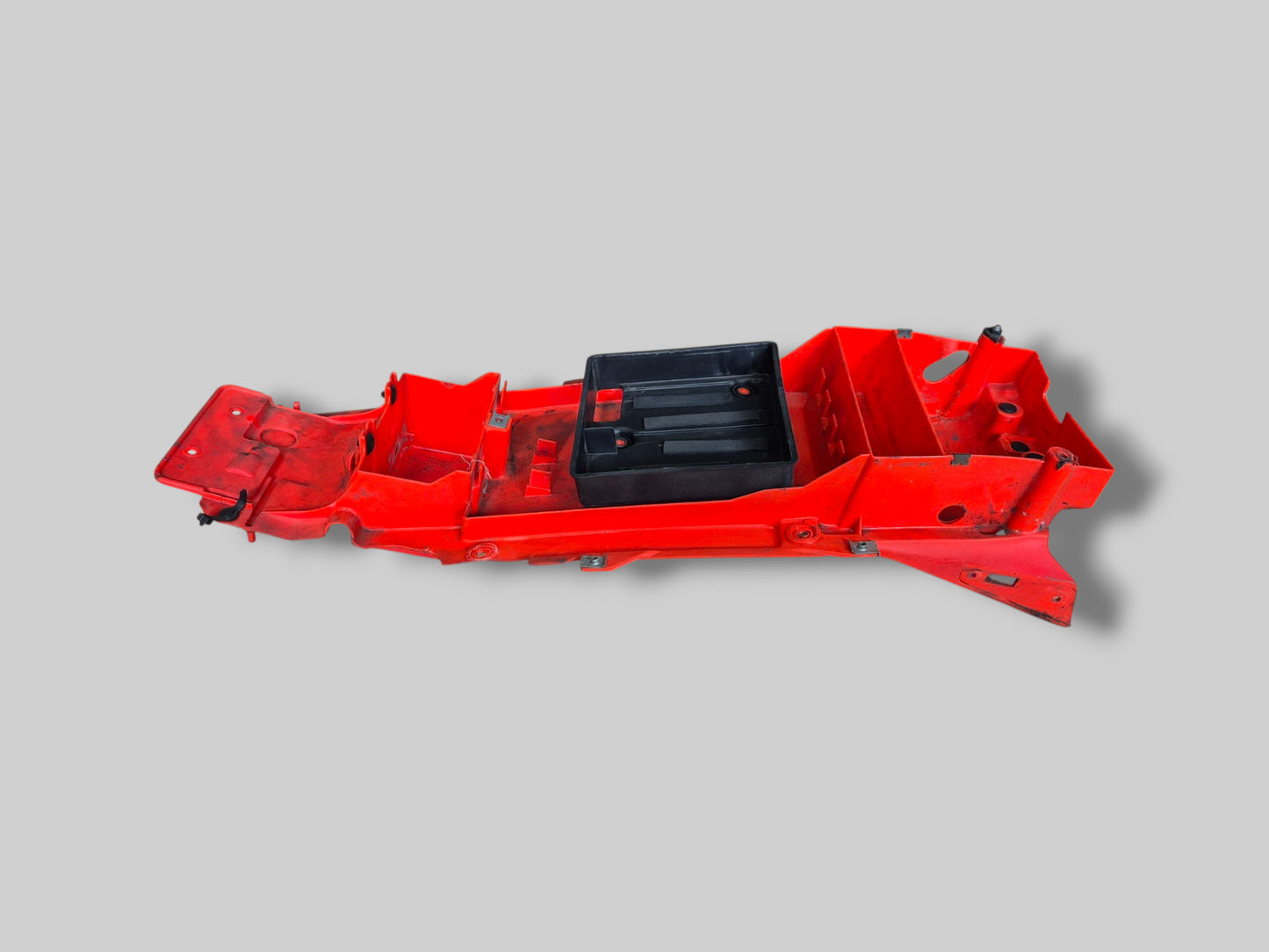 ONDER ZADEL / ACCUHOUDER AP8138591 Aprilia RSV Mille 98-03