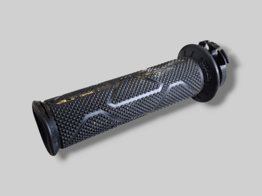 RECHTER HANDVAT GRIP GASKLEP AP8118501 Aprilia RSV Mille 98-03 / Tuono 02-05 