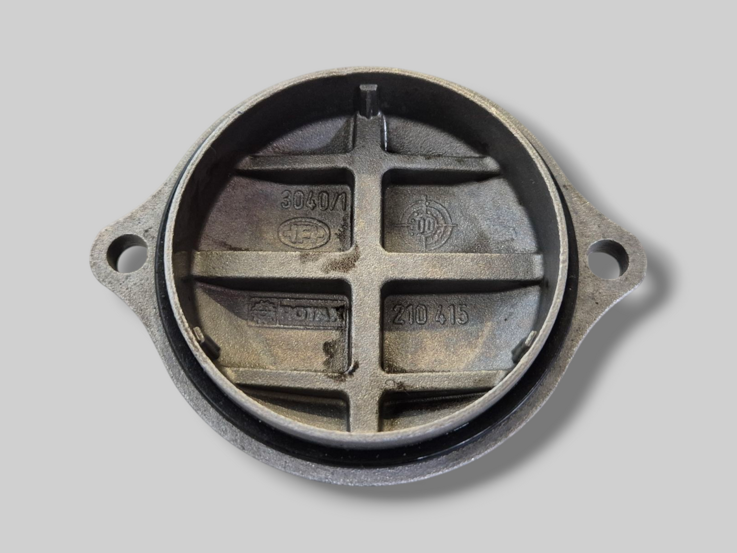 KOPPELINGDEKSEL BUITEN AP0211778 Aprilia RSV Mille 98-03 / Tuono 02-05 