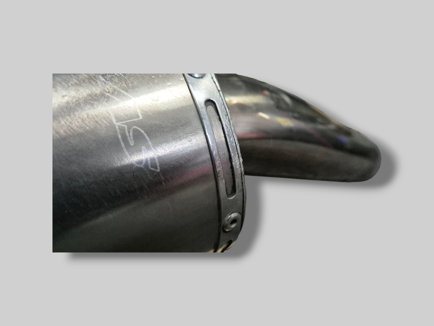 APRILIA RACING RSV TITANIUM EVO UITLAAT KAN INCL EPROM Aprilia RSV Mille 98-03 / Tuono 02-05 