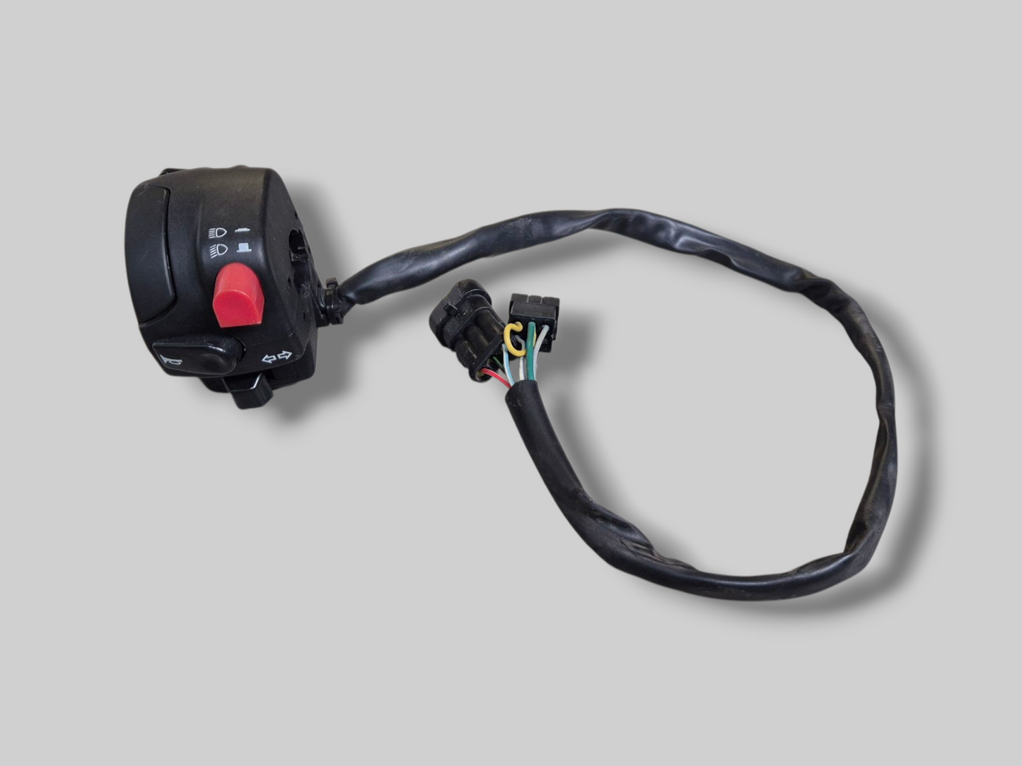 VOORREMLICHTSCHAKELAAR AP8124288 Aprilia RSV Tuono Falco Dorsoduro 