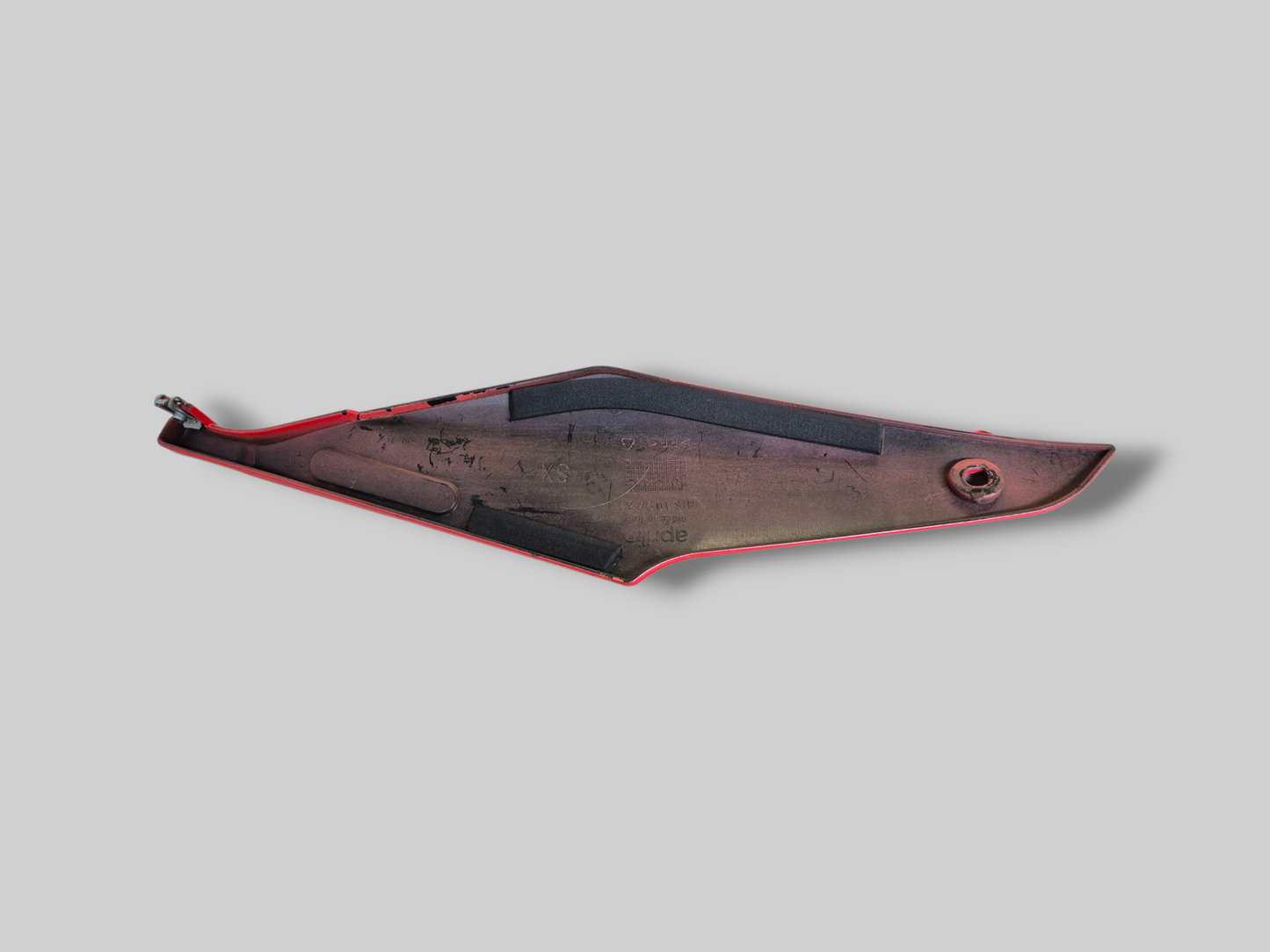 LEFT-HAND SIDE PANEL SUNSET RED AP8179321 Aprilia RSV1000R 06-09 / Tuono 1000R 06-09 (Copy)