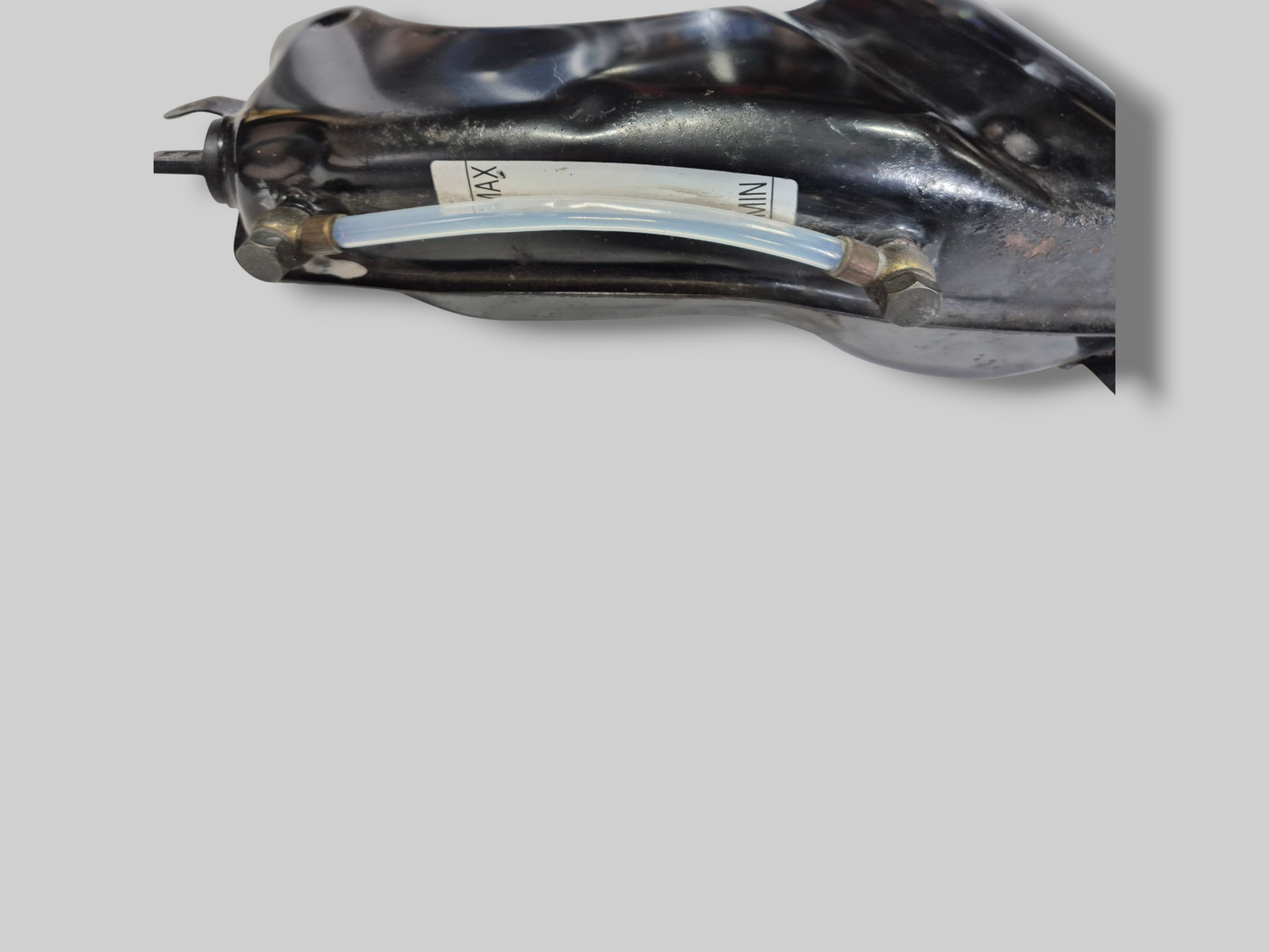 OLIETANKRESERVOIR AP8138558 Aprilia RSV Mille 98-03 / Tuono 02-05 