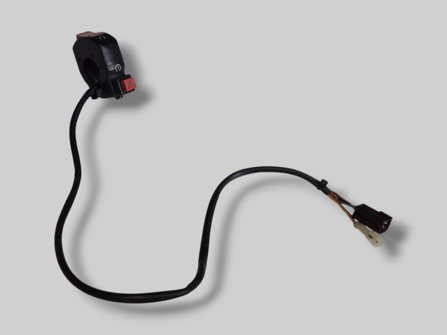 RIGHT-HAND SIDE HANDLEBAR KILLSWITCH AP8124260 Aprilia RSV Mille 1998-2000 / SL1000 Falco 00-03