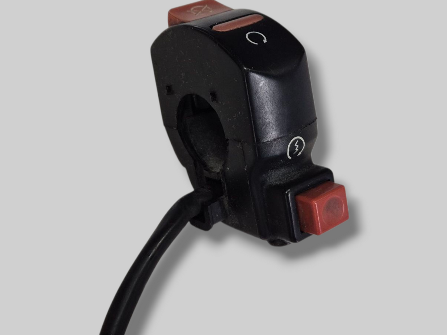 RIGHT-HAND SIDE HANDLEBAR KILLSWITCH AP8124260 Aprilia RSV Mille 1998-2000 / SL1000 Falco 00-03