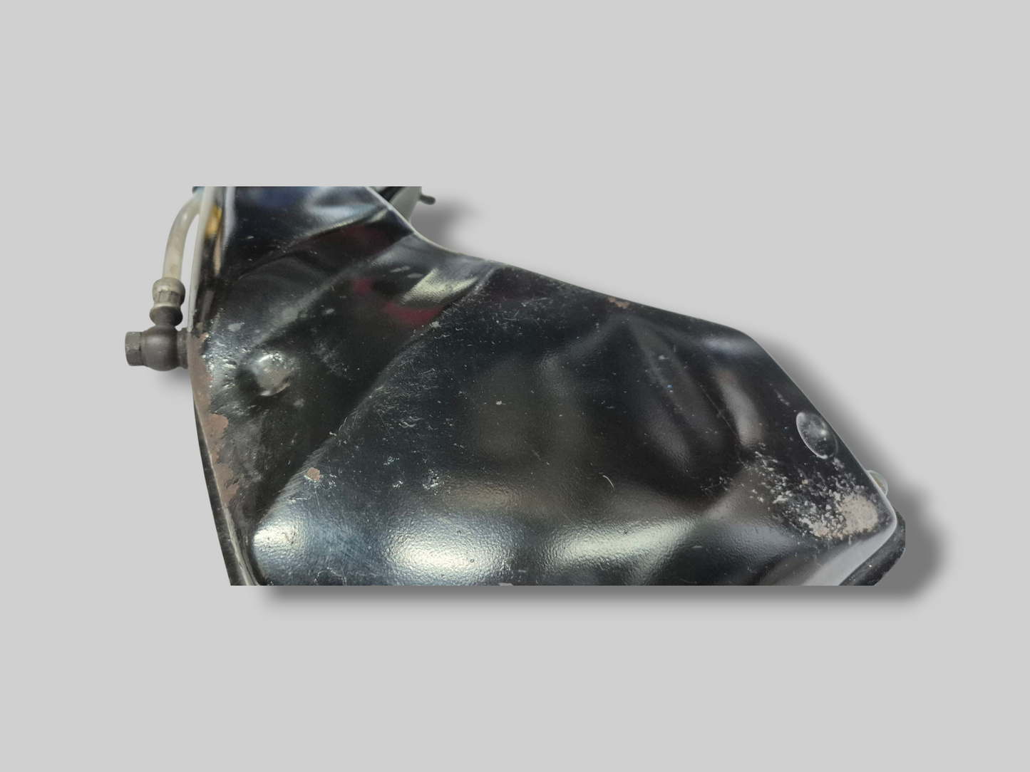 OLIETANKRESERVOIR AP8138558 Aprilia RSV Mille 98-03 / Tuono 02-05 