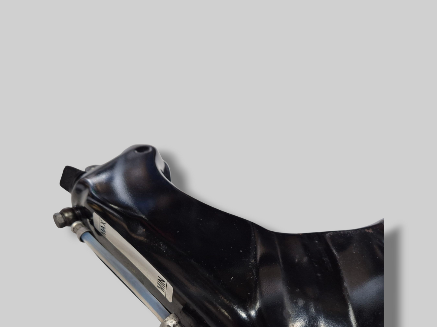 OLIETANKRESERVOIR AP8138558 Aprilia RSV Mille 98-03 / Tuono 02-05 