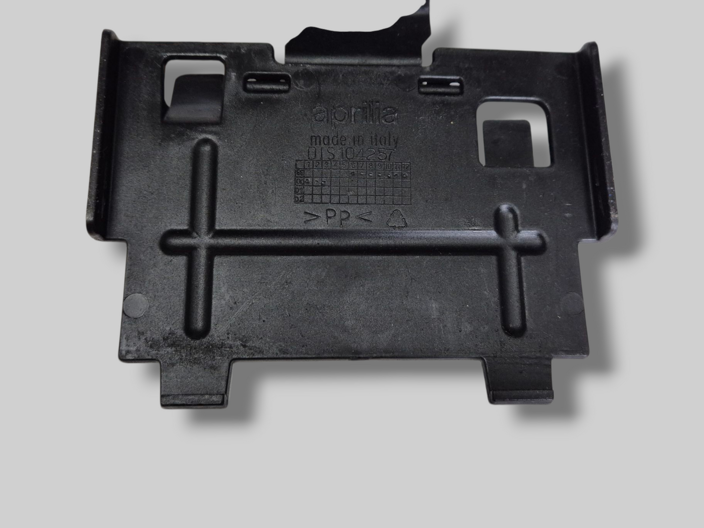 BRANDSTOFTANK STEUNSTANG Aprilia RSV Mille / Tuono / Futura / Falco 