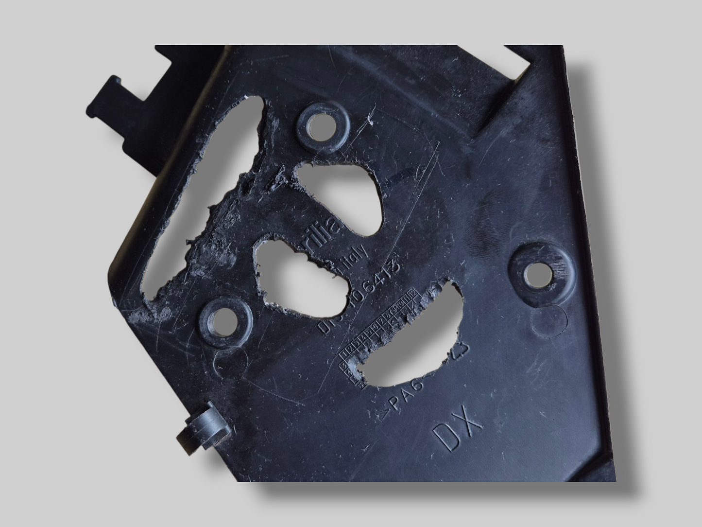 ACHTERTUIN AP8156165 Aprilia RSV1000R 04-10 / Tuono 1000R 06-10