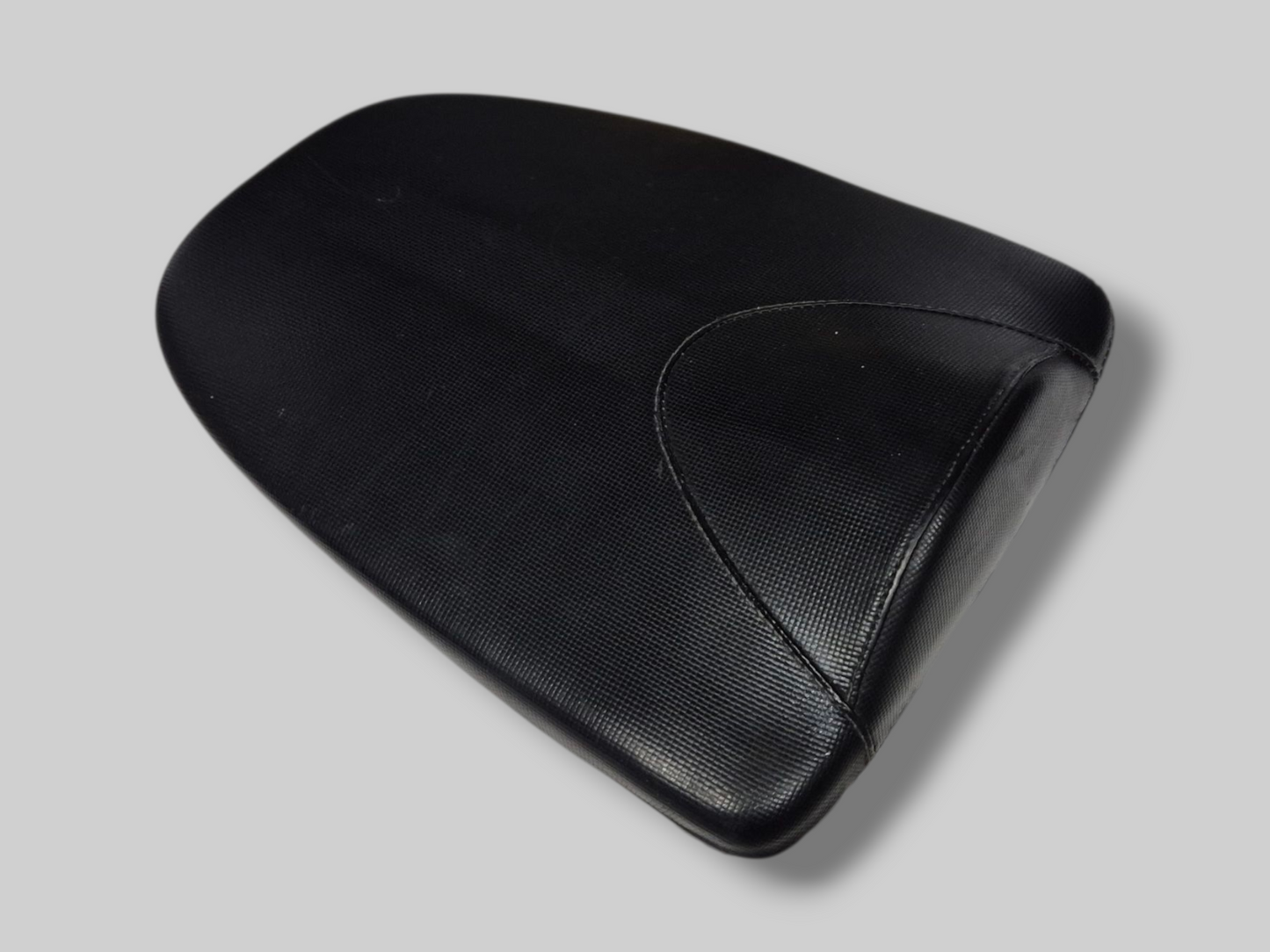 ACHTERPASSAGIERSZADEL AP8129374 Aprilia RSV Mille 2003 / Tuono 02-05 