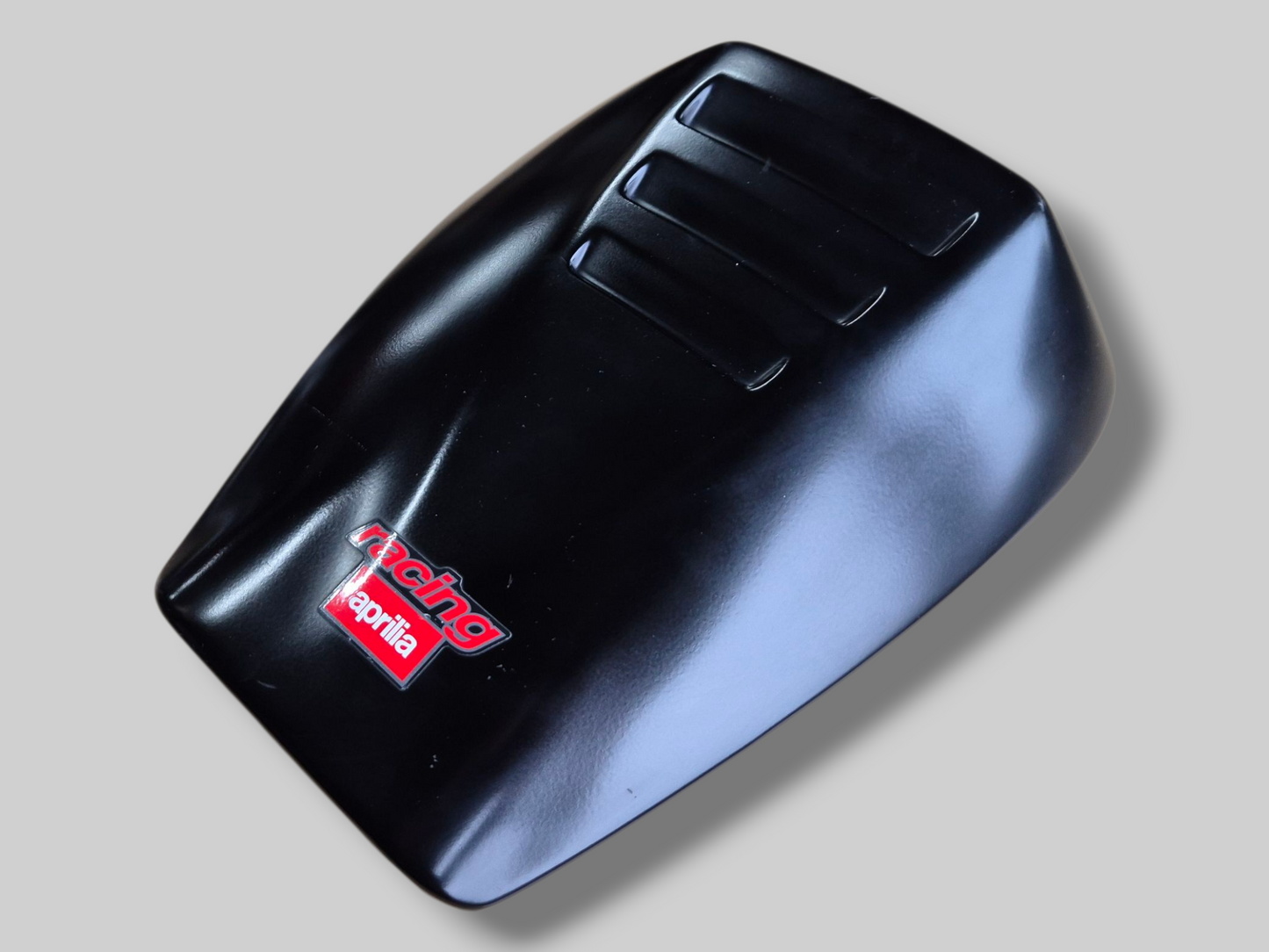 PASSAGIER ACHTER MONOSEAT KAP Aprilia RSV Mille 2001-2002
