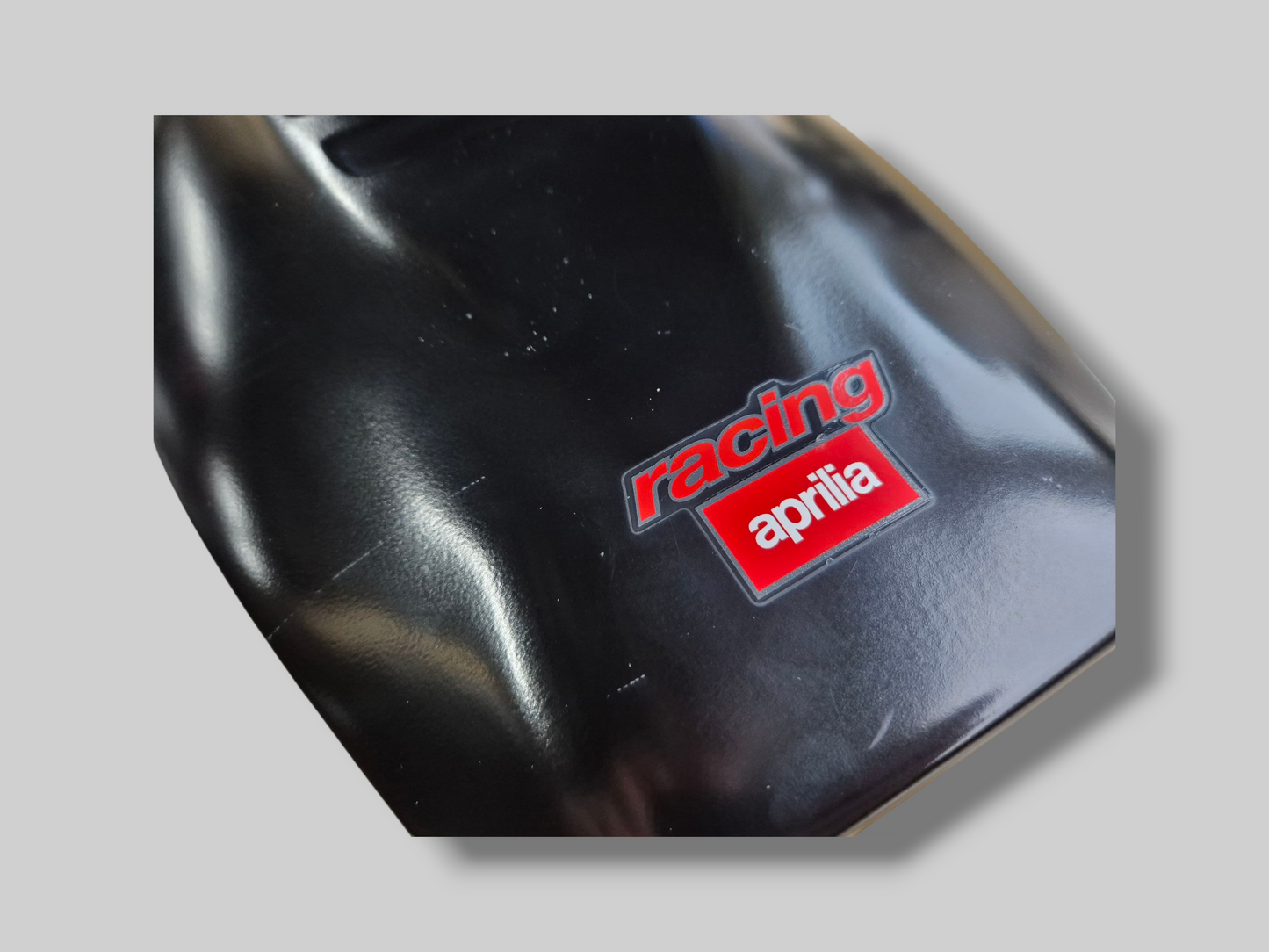 PASSAGIER ACHTER MONOSEAT KAP Aprilia RSV Mille 2001-2002