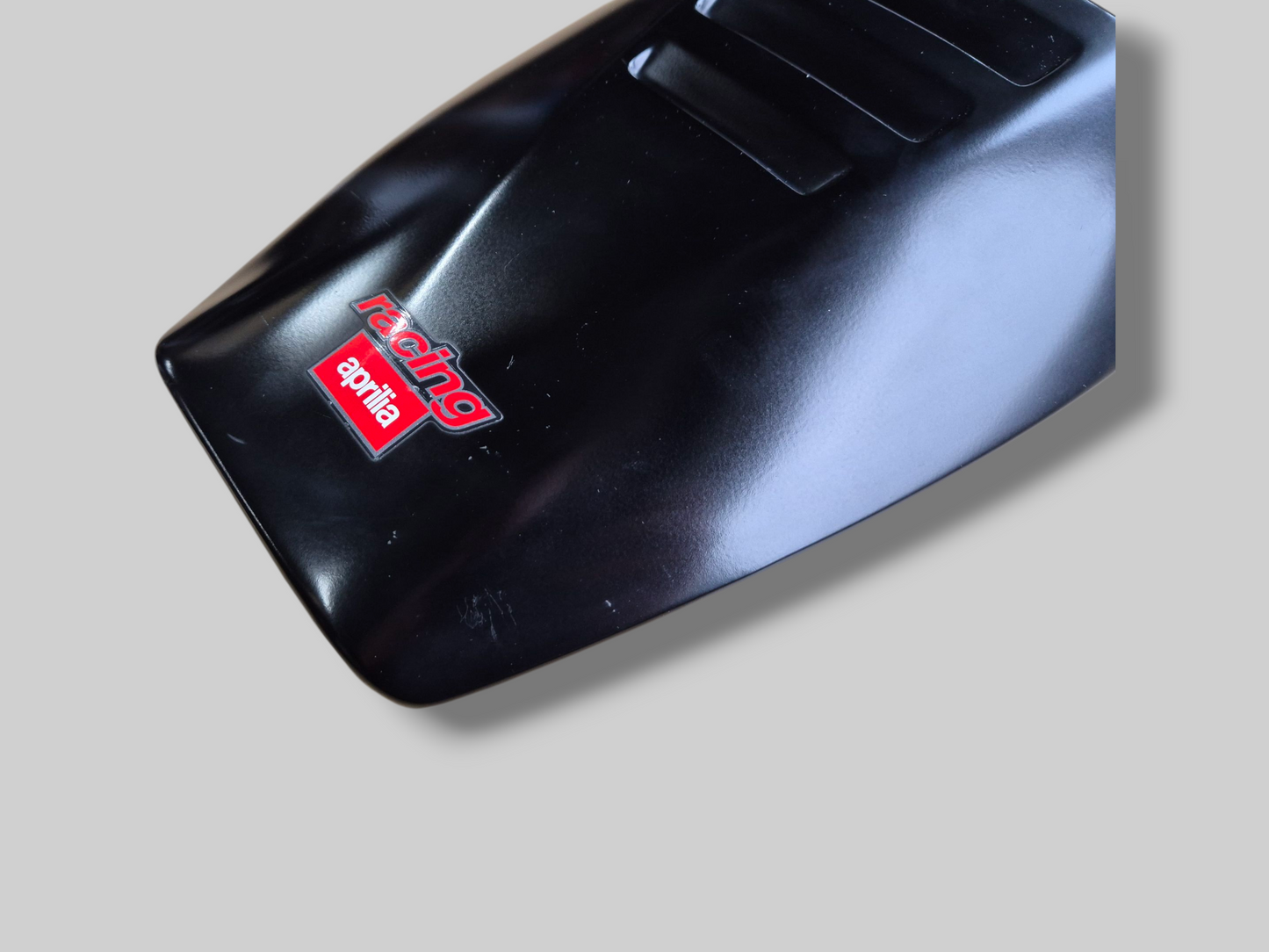 PASSAGIER ACHTER MONOSEAT KAP Aprilia RSV Mille 2001-2002
