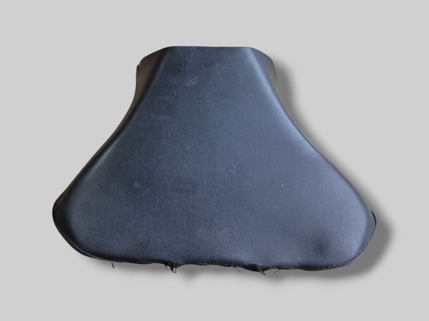 BESTUURDERZADEL AP8129169 Aprilia RSV Mille 01-03 / Tuono 02-05 