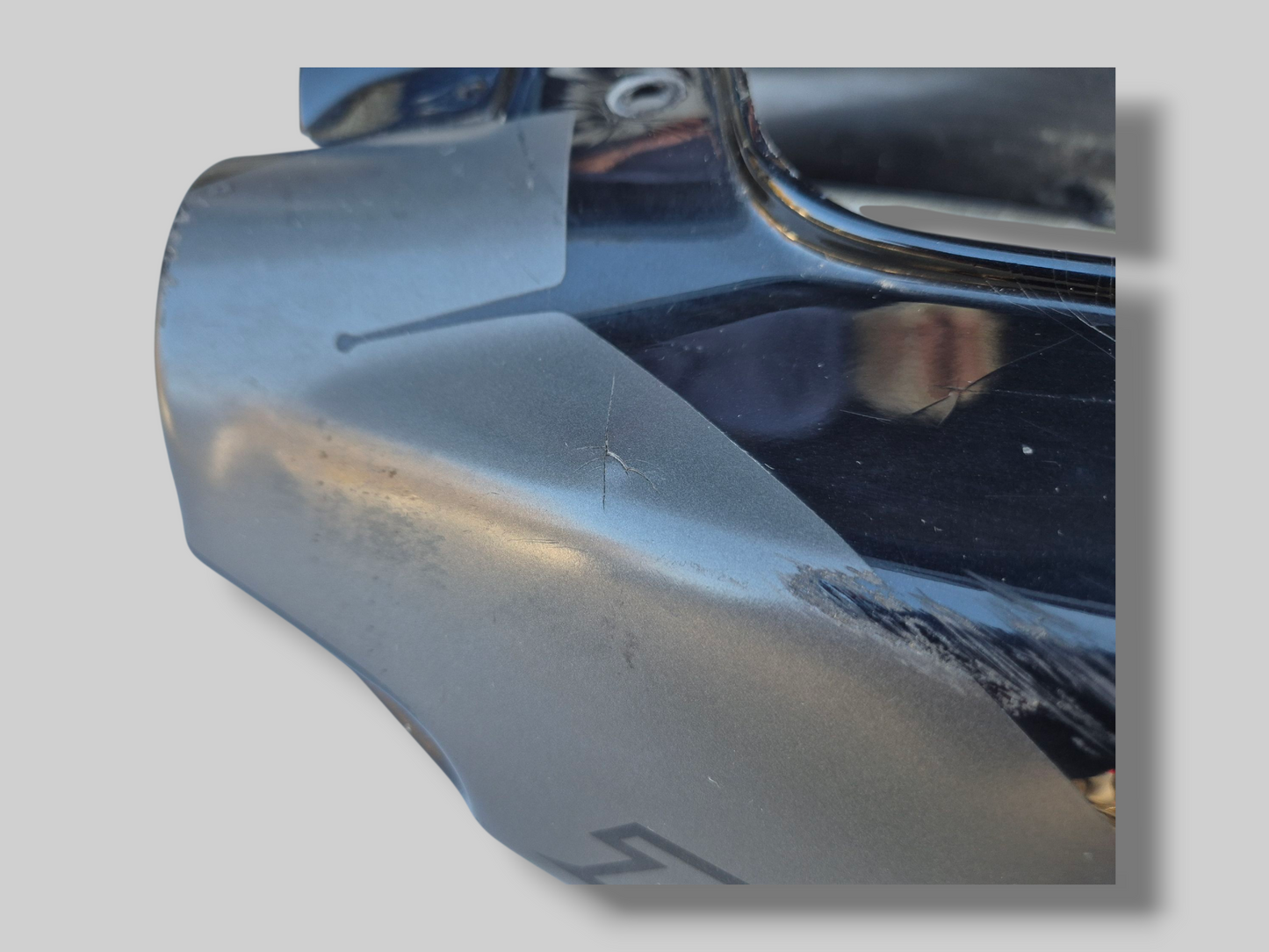 ACHTERKUIP DARKNESS BLACK AP8178249 Aprilia RSV Mille 2003 / Tuono 02-05 