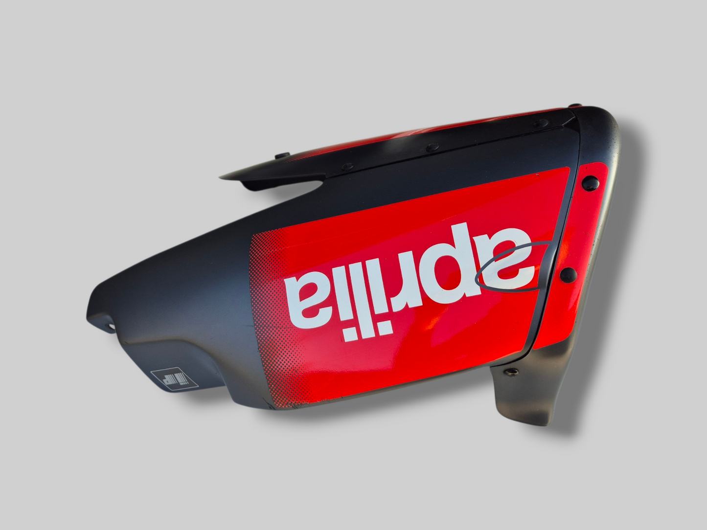 BELLYPAN GLANZEND ZWART AP8168435 AP8168434 Aprilia RSV Mille 1998-2003 