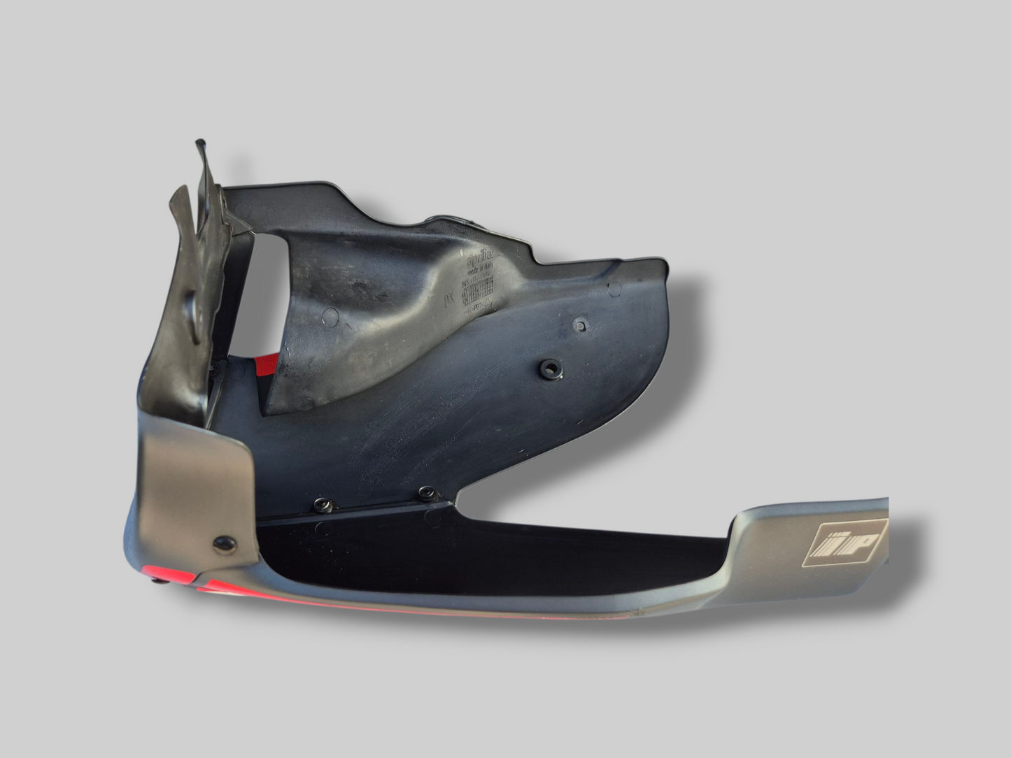 BELLYPAN GLANZEND ZWART AP8168435 AP8168434 Aprilia RSV Mille 1998-2003 