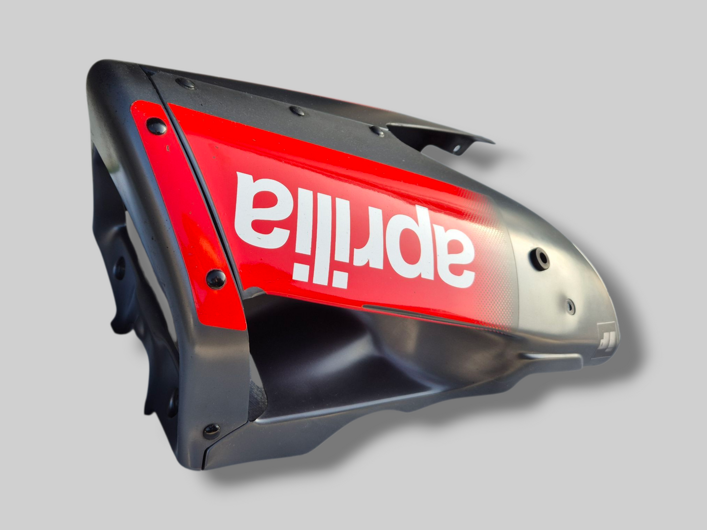 BELLYPAN GLANZEND ZWART AP8168435 AP8168434 Aprilia RSV Mille 1998-2003 