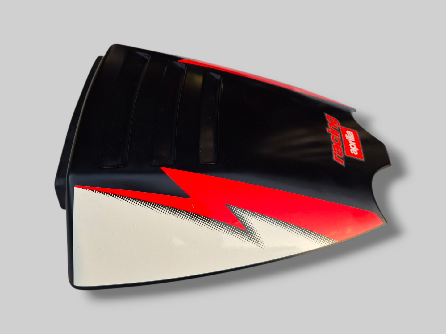 PASSAGIER ACHTER MONOSEAT KAP AP8158688 Aprilia RSV Mille 2001-2002 