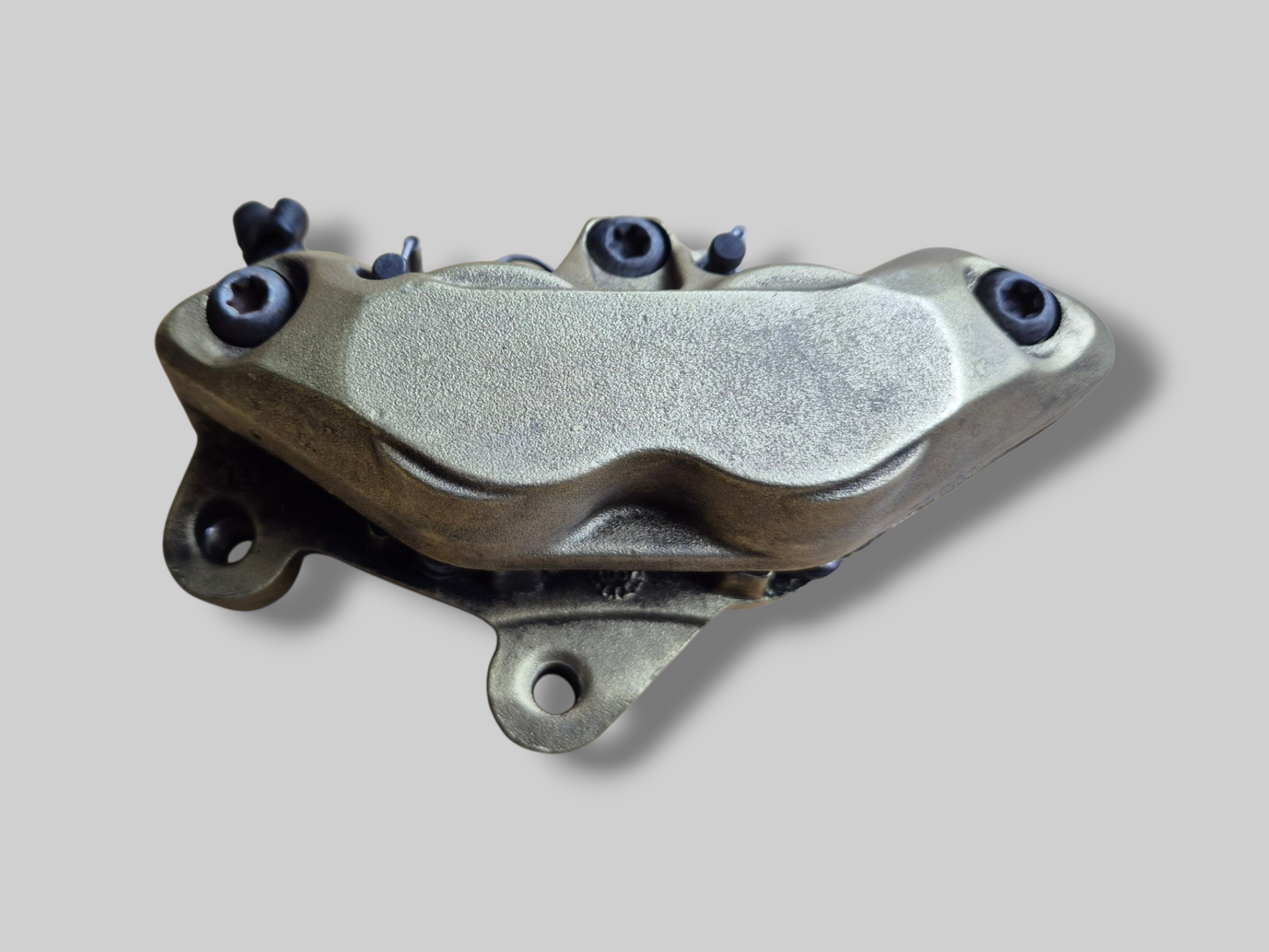 REMKLAUW VOOR RECHTS BREMBO P4 GOUD AP8113970 Aprilia RSV Mille 98-03 / Tuono 02-05