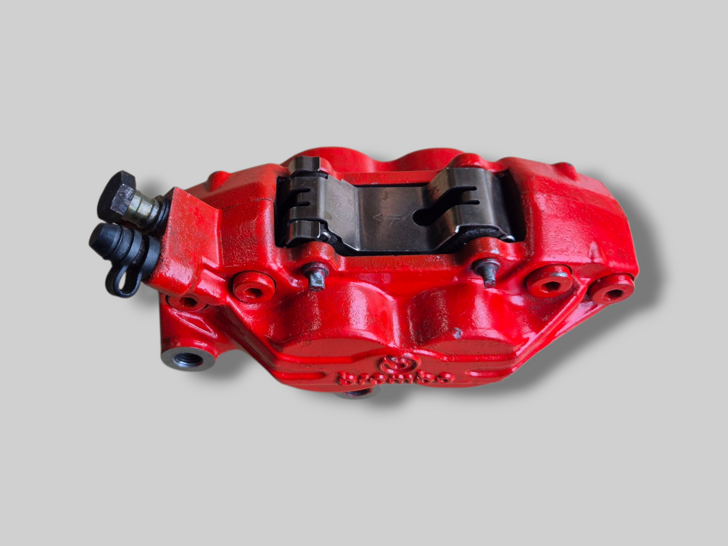 REMKLAUW LINKSVOOR BREMBO P4 GOUD AP8113971 Aprilia RSV Mille 98-03 / Tuono 02-05