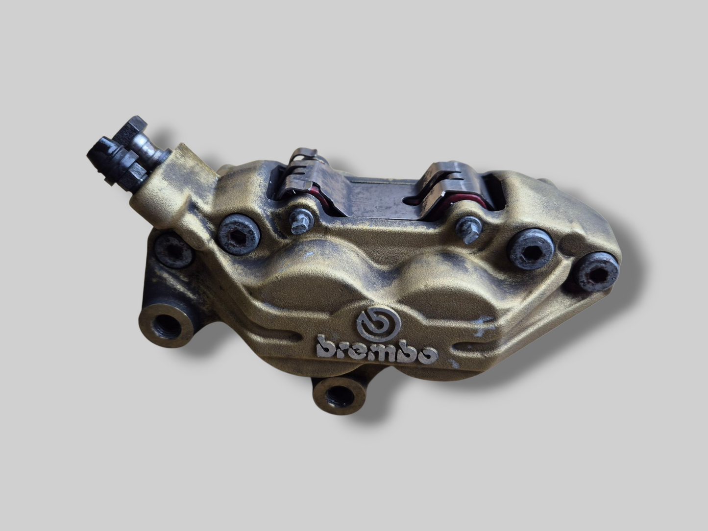 REMKLAUW LINKSVOOR BREMBO P4 GOUD AP8113971 Aprilia RSV Mille 98-03 / Tuono 02-05